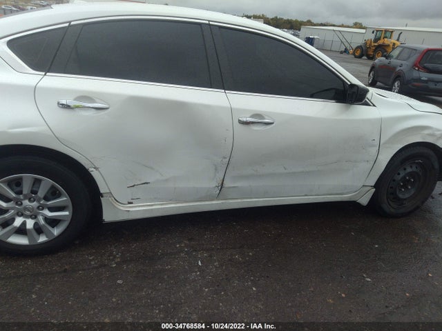 2015 Nissan Altima, VIN: 1N4AL3AP4FN405496