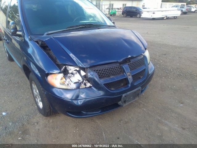 2B4GP44322R673903 Dodge Grand Caravan Sport