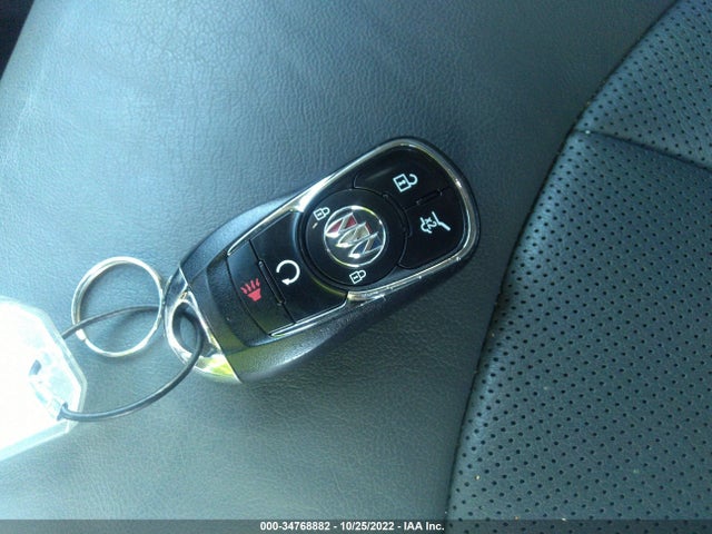 2020 Buick Envision, VIN: LRBFXCSA4LD208018