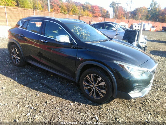 2017 Infiniti QX30, VIN: SJKCH5CR5HA024360
