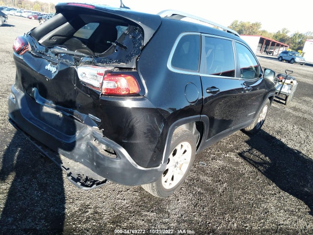 2016 Jeep Cherokee, VIN: 1C4PJLCB5GW247936
