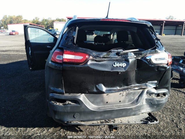 2016 Jeep Cherokee, VIN: 1C4PJLCB5GW247936