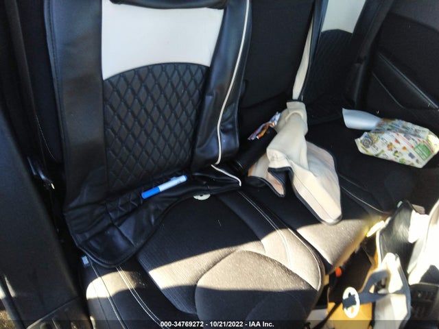 2016 Jeep Cherokee, VIN: 1C4PJLCB5GW247936