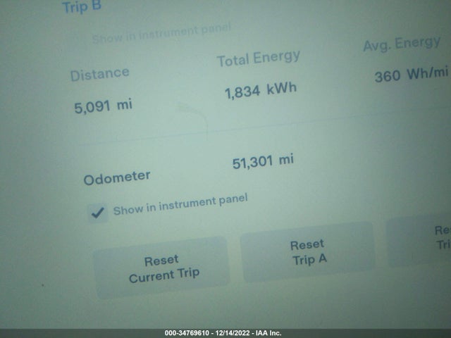 2015 Tesla Model S, VIN: 5YJSA1E23FF118947