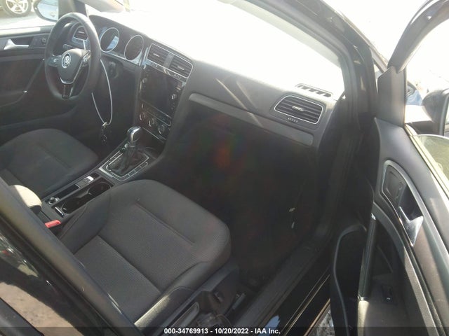 2019 Volkswagen Golf, VIN: WVWKR7AU9KW902493