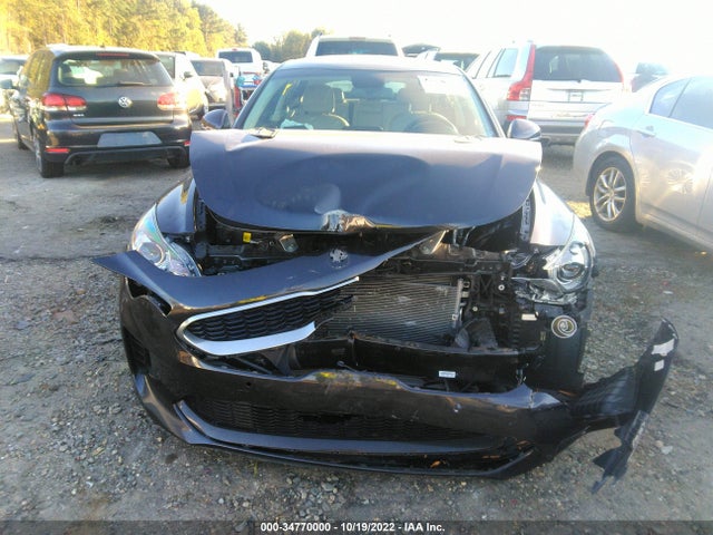 2019 Kia Stinger, VIN: KNAE15LA2K6068480
