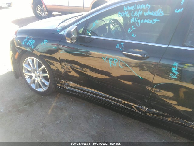 2015 Lincoln MKZ, VIN: 3LN6L2LU8FR622197