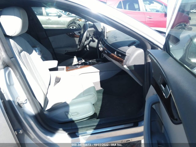 WAUBNCF5XKA068945 Audi A5 Sportback Premium Plus