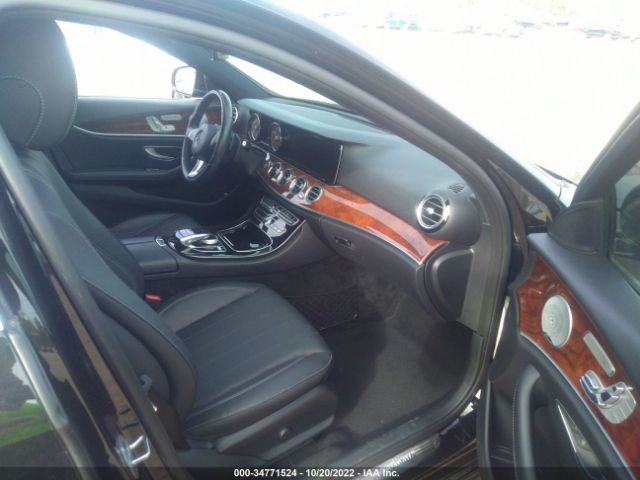 WDDZF4KB9JA470055 Mercedes-Benz E-class E 300