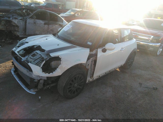 Mini COOPER HARDTOP 2014 WMWXM5C58ET935244 Image 2