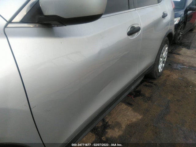 Nissan ROGUE S 2017 KNMAT2MV9HP591123 Image 6