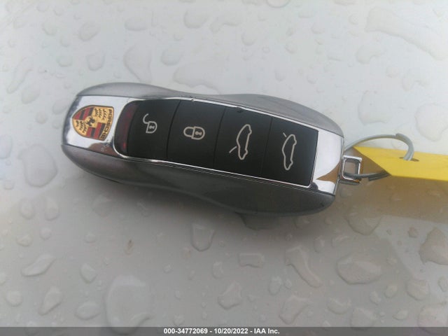 2016 Porsche Cayman, VIN: WP0AC2A81GK197576