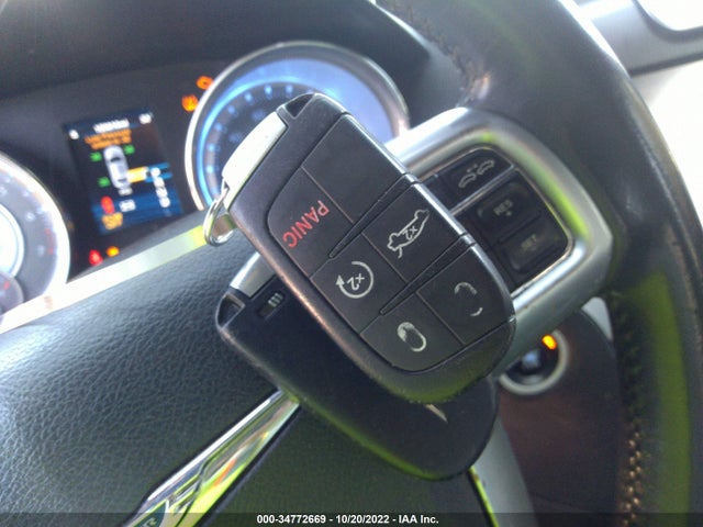2014 CHRYSLER 300 VIN: 2C3CCAAG8EH103471