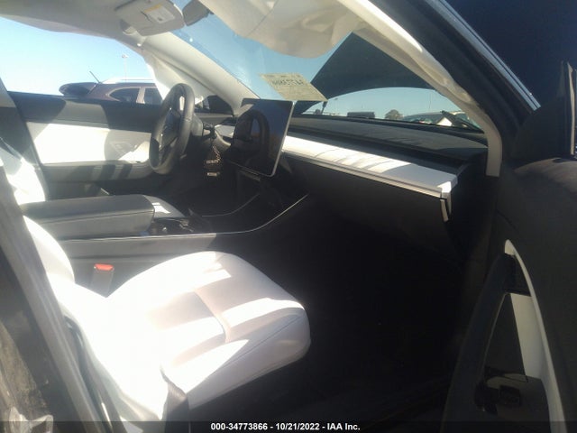 2019 Tesla 3, VIN: 5YJ3E1EB2KF422029