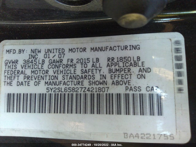 2007 PONTIAC VIBE VIN: 5Y2SL65827Z421807
