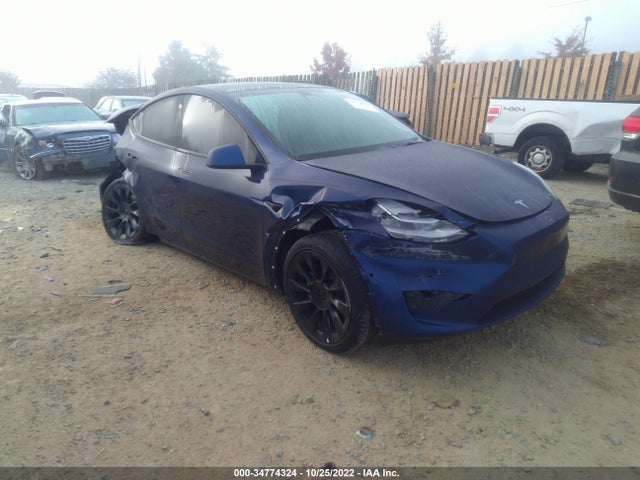 Tesla Model Y Long Range 2021 5YJYGDEE1MF125557 main image