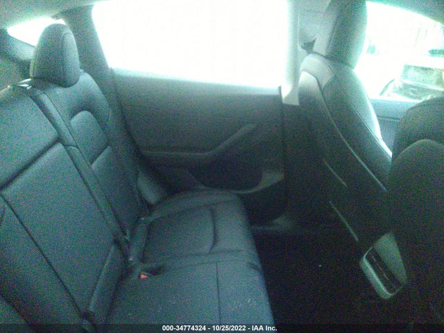 Tesla Model Y Long Range 2021 5YJYGDEE1MF125557 Image 9