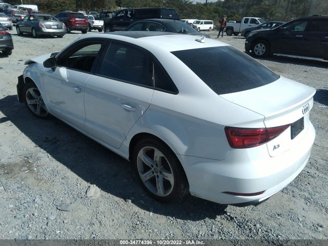 2017 Audi A3, VIN: WAUAUGFF1H1031774