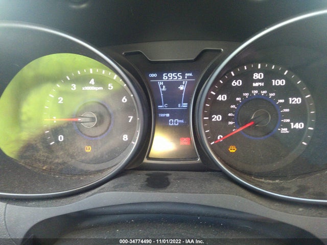 2015 Hyundai Veloster, VIN: KMHTC6AE3FU238830