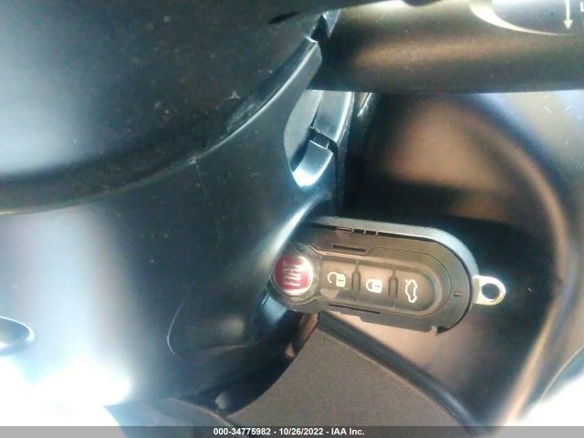 2016 Fiat 500e, VIN: 3C3CFFGE7GT221936