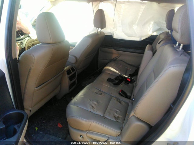 2016 Honda Pilot, VIN: 5FNYF6H91GB040932
