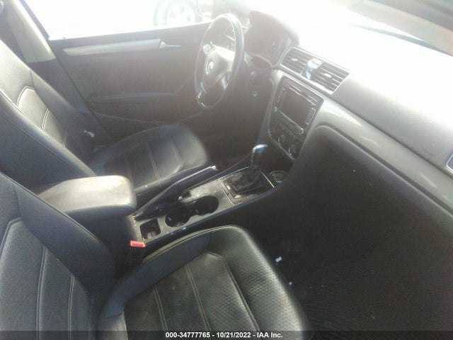 2015 VOLKSWAGEN PASSAT 1.8T WOLFSBURG ED VIN: 1VWAT7A39FC067827
