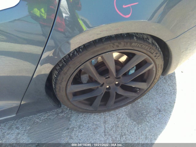 2016 Tesla Model S, VIN: 5YJSA1E26GF143861