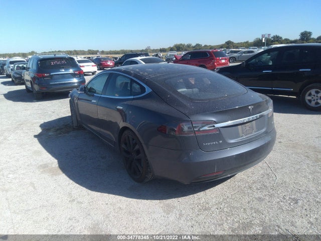2016 Tesla Model S, VIN: 5YJSA1E26GF143861