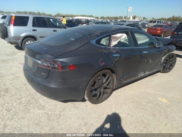 2016 Tesla Model S, VIN: 5YJSA1E26GF143861