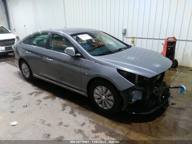 2017 Hyundai Sonata, VIN: KMHE24L39HA065105