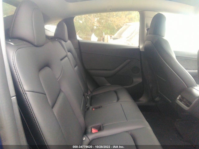 Tesla Model Y 2022 7SAYGDEF7NF372272 Image 8