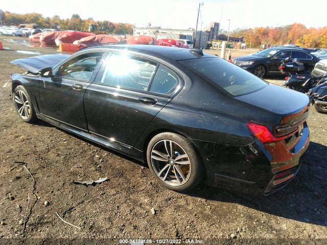 2022 BMW 7 Series, VIN: WBA7U2C01NCH39698
