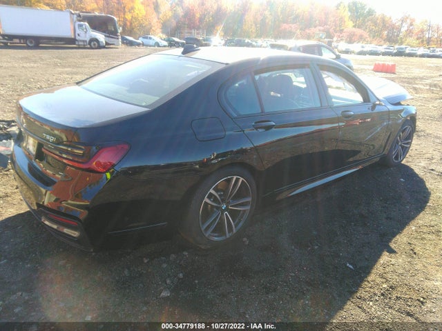 2022 BMW 7 Series, VIN: WBA7U2C01NCH39698