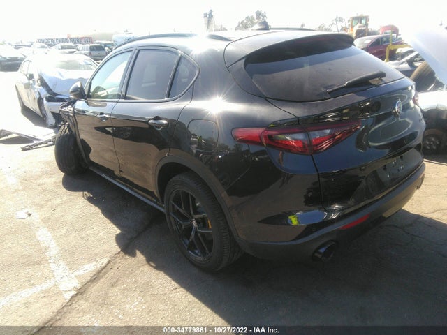 2020 Alfa Romeo Stelvio, VIN: ZASPAJAN7L7C89635