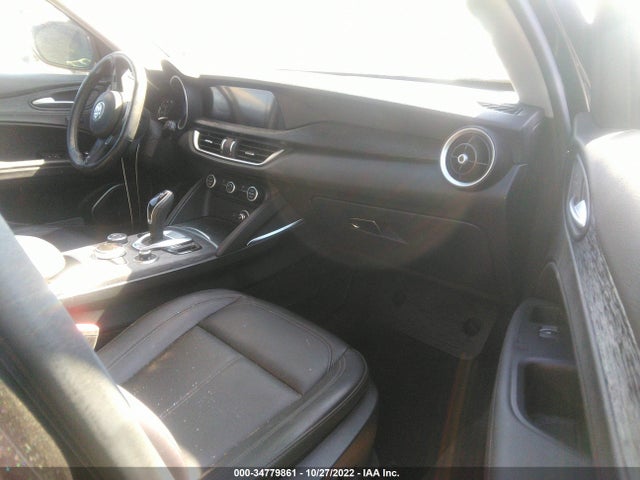 2020 Alfa Romeo Stelvio, VIN: ZASPAJAN7L7C89635