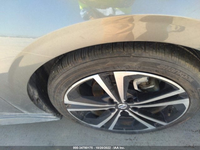 2021 NISSAN SENTRA SR VIN: 3N1AB8DV6MY292318