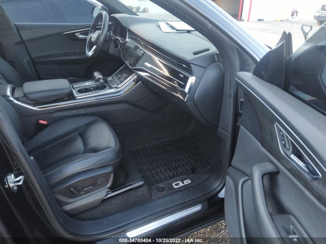 WA1AVAF19KD011662 Audi Q8 PREMIUM