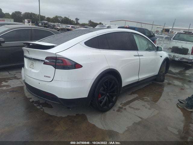 2018 Tesla Model X, VIN: 5YJXCBE44JF085845
