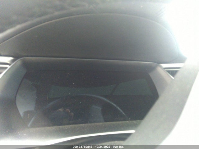 2018 Tesla Model X, VIN: 5YJXCBE44JF085845