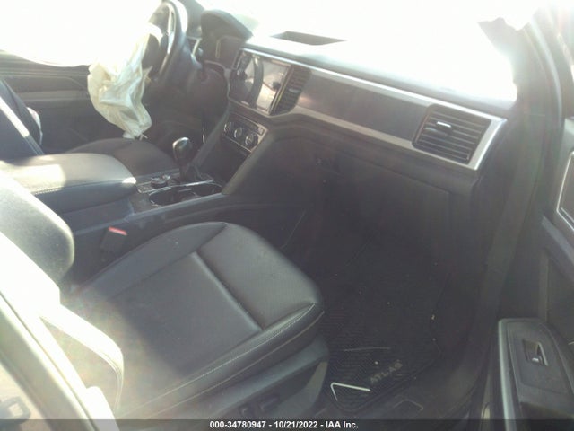 2020 Volkswagen Atlas, VIN: 1V2MC2CA9LC207061