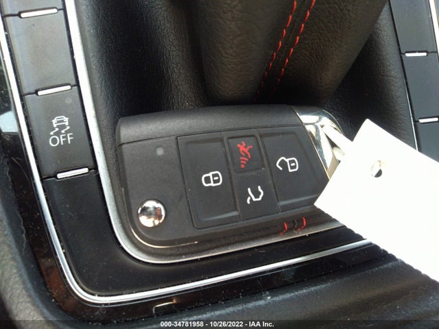 2019 Volkswagen Golf GTI, VIN: 3VW5T7AU9KM007162