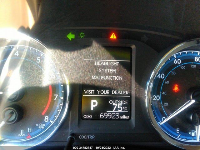 2018 TOYOTA COROLLA L/LE/XLE/SE/XSE VIN: 2T1BURHE5JC069064