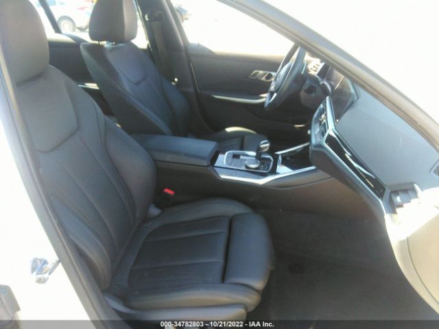 WBA5R1C58KAK09585 BMW 3 Series 330i