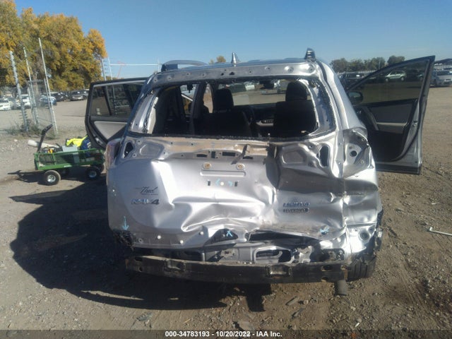 2017 Toyota RAV4, VIN: JTMDJREV4HD083721