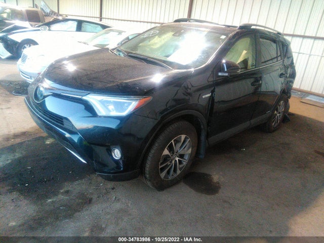 2018 Toyota RAV4, VIN: JTMRJREV8JD232885