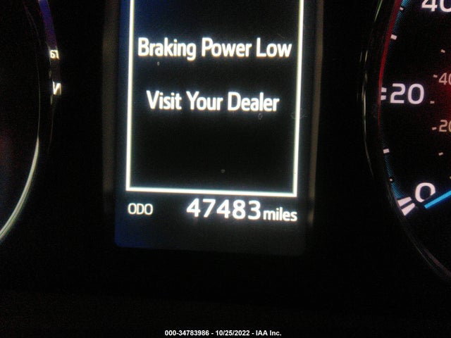 2018 Toyota RAV4, VIN: JTMRJREV8JD232885