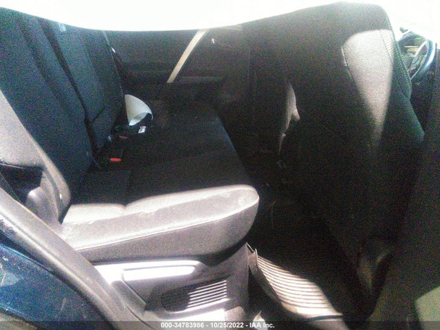 2018 Toyota RAV4, VIN: JTMRJREV8JD232885