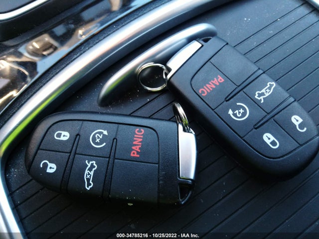 Chrysler 300 Limited 2015 2C3CCARGXFH923606 Image 11