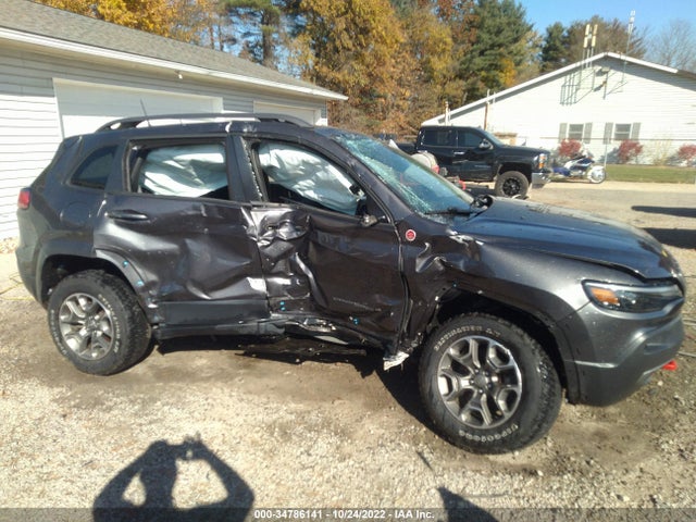 2020 Jeep Cherokee, VIN: 1C4PJMBX8LD512194