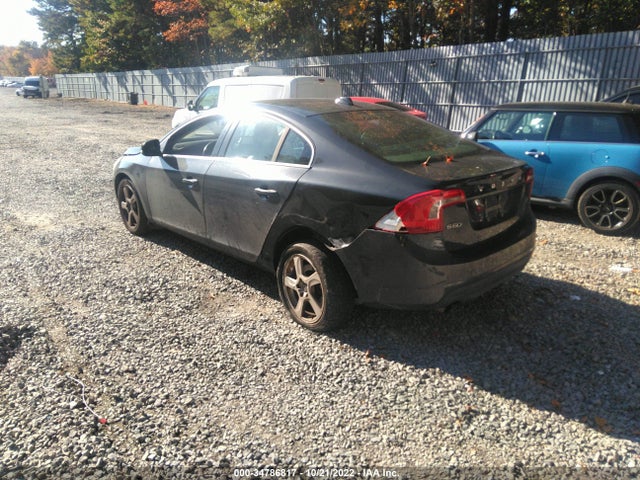 Volvo S60 2012 YV1622FS3C2140135 Image 3